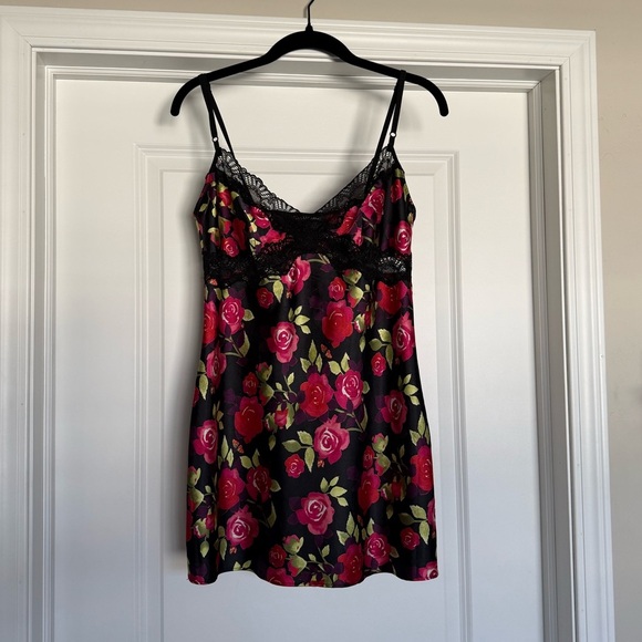 Victoria’s Secret Floral Satin & Lace Mini Slip | M - Picture 2 of 7
